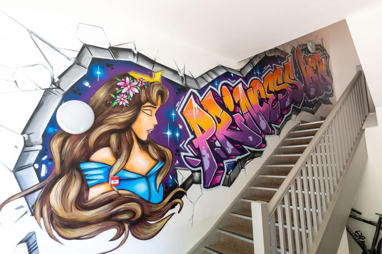 Princess Lofts City Centre Studios With Nespresso Coffee Machines & New Fast Wifi By Stayright Σουόνσι Εξωτερικό φωτογραφία