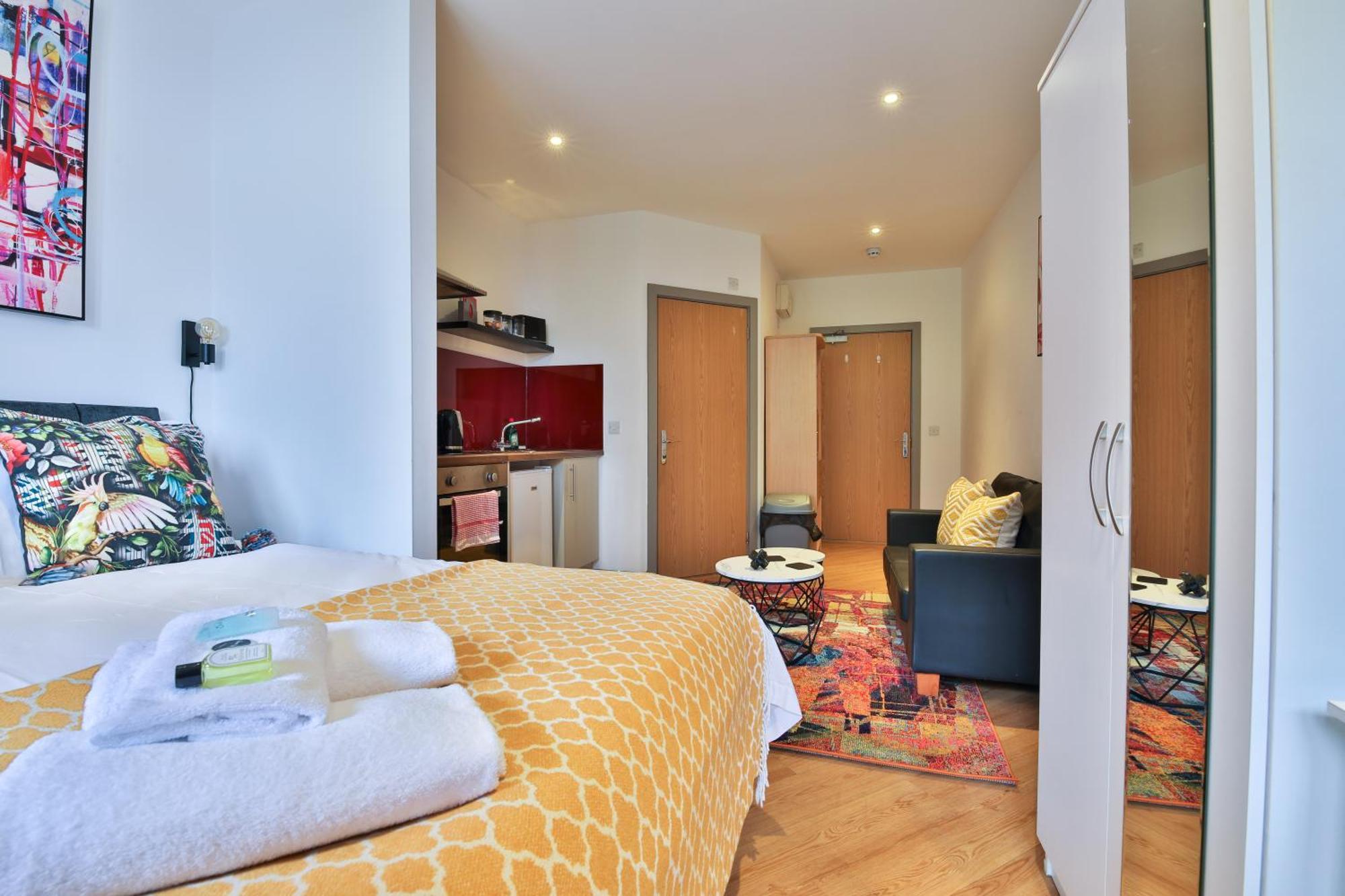 Princess Lofts City Centre Studios With Nespresso Coffee Machines & New Fast Wifi By Stayright Σουόνσι Εξωτερικό φωτογραφία