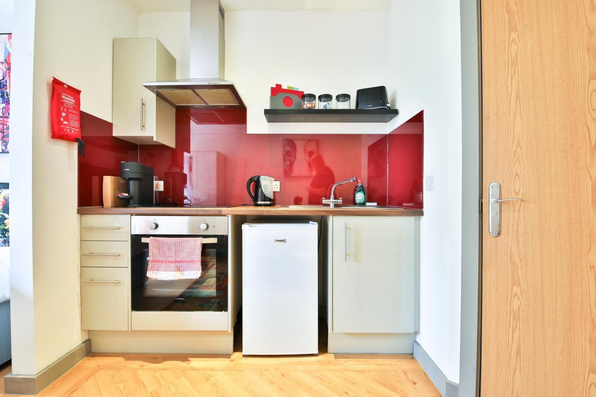 Princess Lofts City Centre Studios With Nespresso Coffee Machines & New Fast Wifi By Stayright Σουόνσι Εξωτερικό φωτογραφία